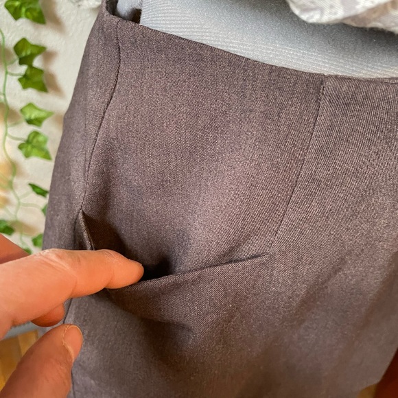 Body by Victoria asymmetrical design skirt - Picture 3 of 5